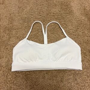 LULULEMON Flow Y Nulu Bra